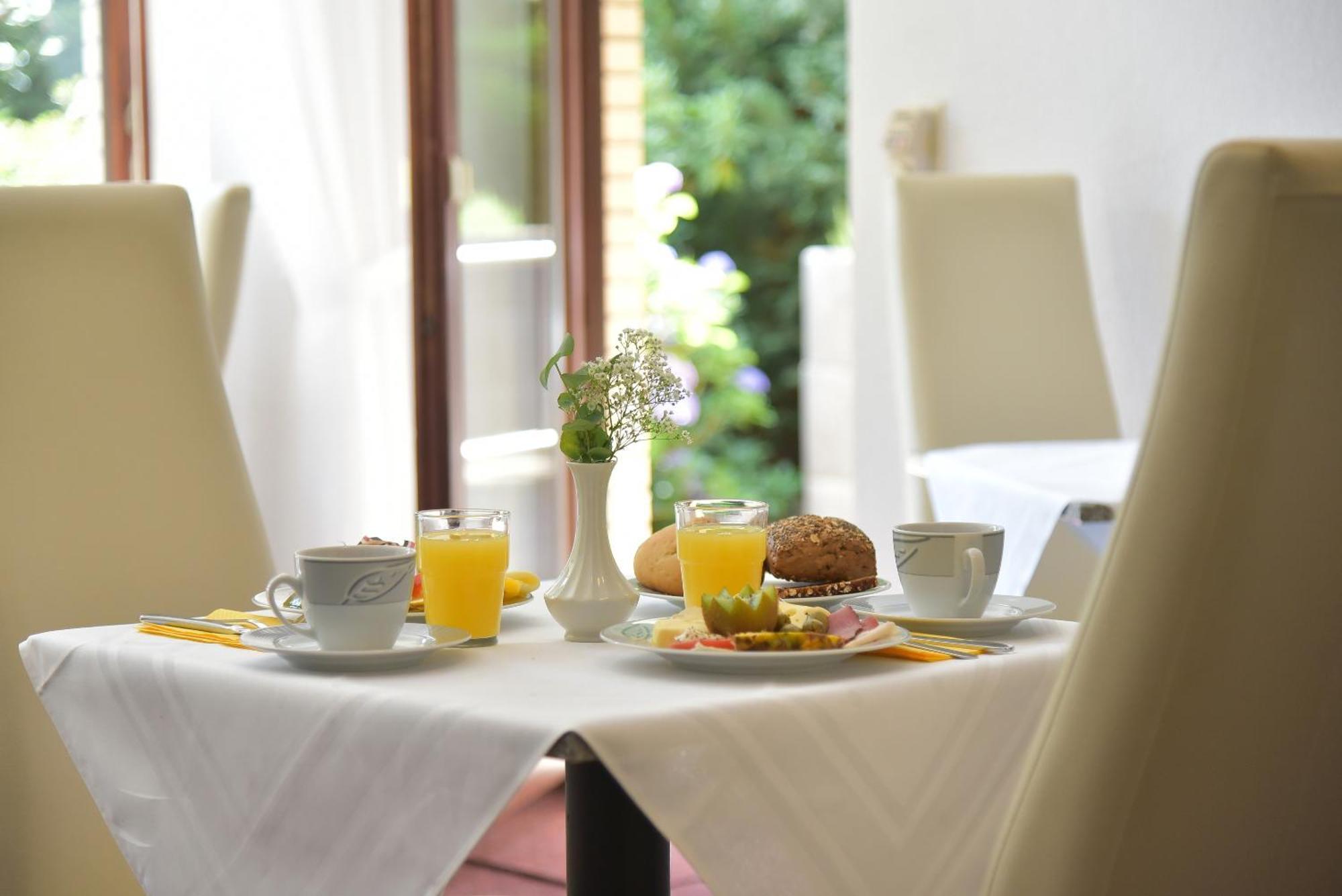 Pension Haus Bambi Molln Bagian luar foto
