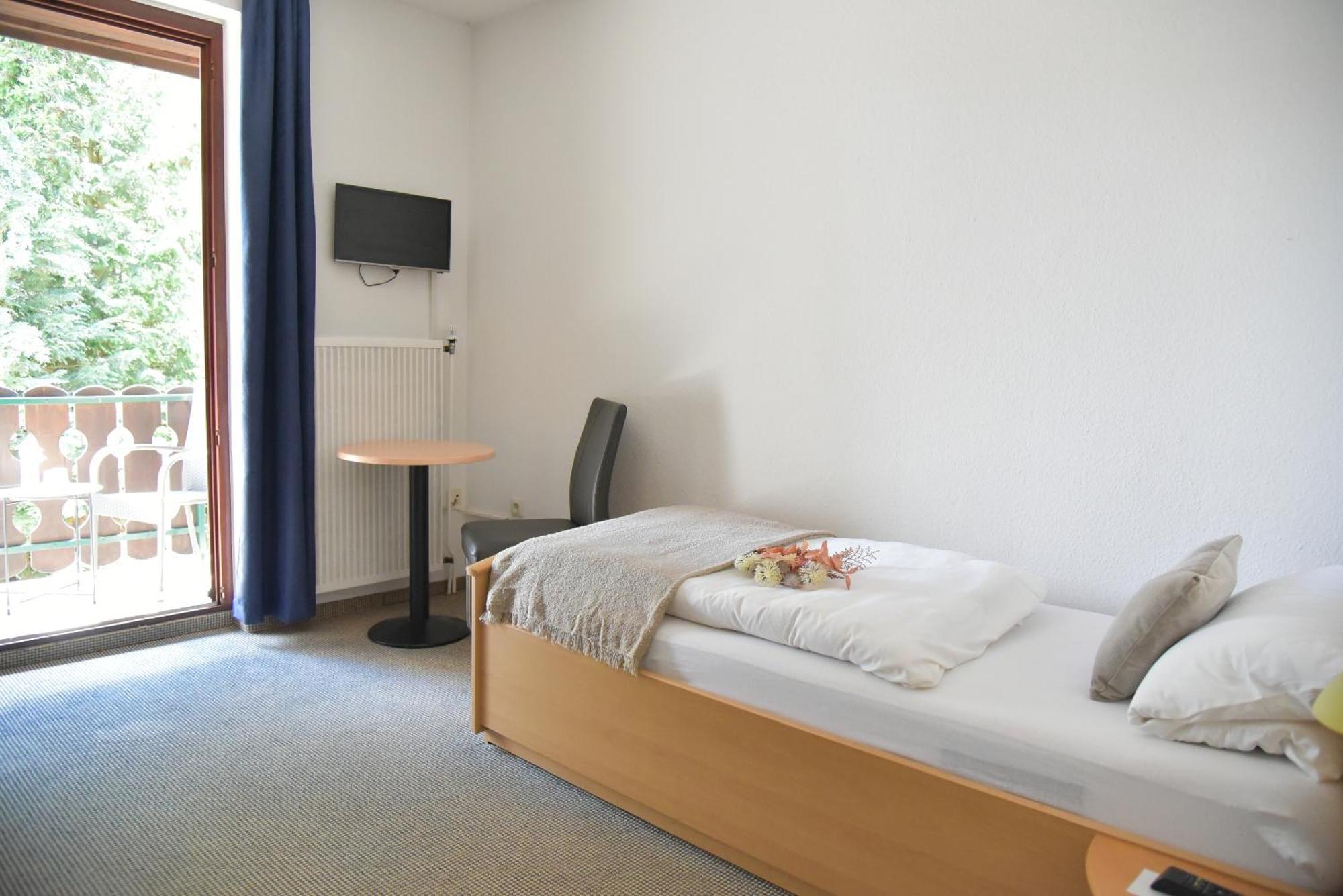 Pension Haus Bambi Molln Bagian luar foto